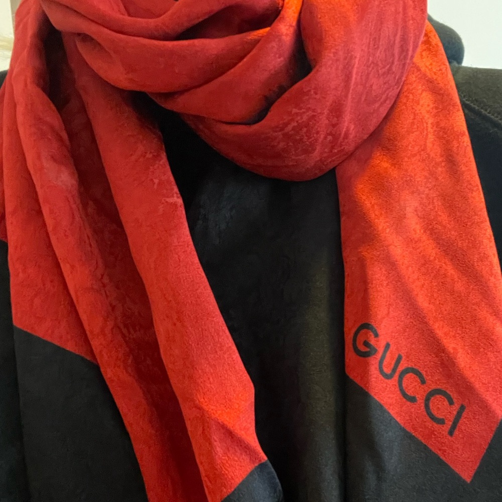 SOLD- AUTHENTIC Vintage GUCCI 100% silk red and black Scarf.